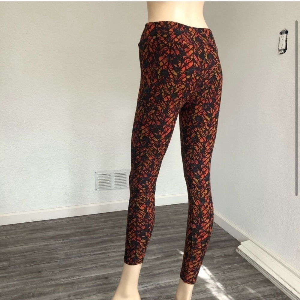 LULAROE leggings multi color retro 90’s size:OS